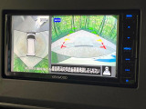 【マルチアラウンドモニター】専用のカメラにより、上から見下ろしたような視点で360度クルマの周囲を確認することができます☆死角部分も確認しやすく、狭い場所での切り返しや駐車もスムーズに行えます。