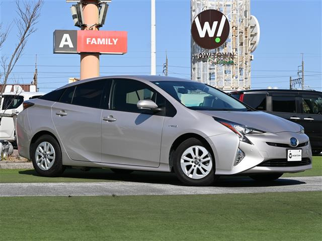 プリウス 1.8 S セーフティ プラス 修復歴無し