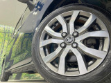 【純正15インチアルミホイール】外観にマッチした純正アルミホイールを装着しております。各種社外アルミホイールや、スタッドレスタイヤも取扱いしております。是非ご相談ください♪