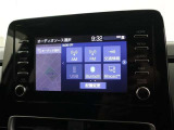 オーディオ機能とスマホ連携機能を搭載。スマホと車がつながります。AM/FMチューナーは標準装備です。