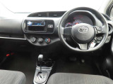 ぜひ展示車の運転席に座ってみてください。