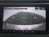 バックガイドモニターで、後方を確認しながら安心して駐車することが出来ます。運転初心者も熟練者も必須の機能ですよ!