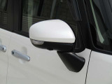 ウインカーミラーは人目に付きやすいので安全性が高まります♪