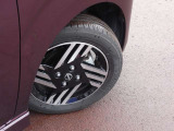 155/65R14タイヤ+専用アルミホイールです。スタッドレスタイヤや各種オプションのご注文も承っております(^^)!