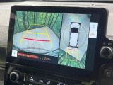 【パノラミックビューモニター】専用のカメラにより、上から見下ろしたような視点で360度クルマの周囲を確認することができます☆死角部分も確認しやすく、狭い場所での切り返しや駐車もスムーズに行えます。