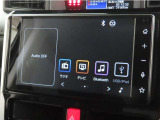 メーカー装着のディスプレイオーディオを装備しています。
