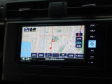 純正ナビを装備しております☆タッチパネル式で使いやすく、お出かけもラクラクです♪