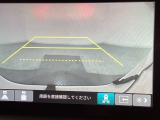 バックでの車庫入れも安心です! リアカメラが付いているバックモニター付のナビを装備しております。操作線もついており距離感も画面から確認できます。
