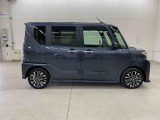 軽自動車、小型車を中心に常時300台展示車を御用意させて頂いております