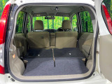 後席を格納すると、これだけの広さが!シーンに合わせたシートアレンジで、大きな荷物も積むことが出来ます♪