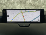 マツダコネクトの12.3インチワイドセンターディスプレイです。『Android Auto』『Apple CarPlay』や独自のコネクテッドサービスに対応したインターフェイスシステムです。