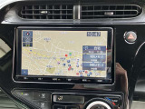 純正ナビを装備。タッチパネル式で使いやすく、お出かけもラクラクです。