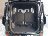 開口部の広いラゲージスペースは、ゴルフバックなどの荷物もラクラク積み込めます。