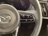 MRCC(マツダレーダークルーズコントロール)は先行車との車間を維持しながら追従走行を行い、長距離でのドライバー負担を軽減させてくれます。