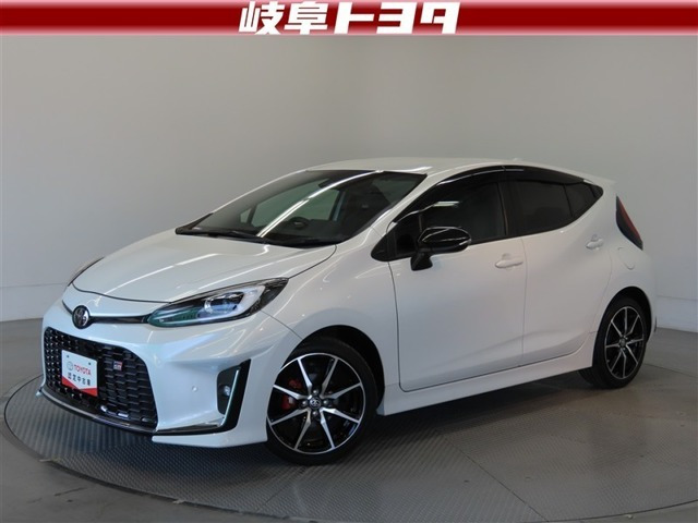 アクア 1.5 GRスポーツ 