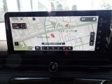 メーカー純正大画面の12.3インチのメモリナビが装備されております♪