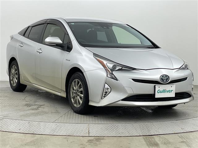 プリウス 1.8 S E-Four 4WD 修復歴無し