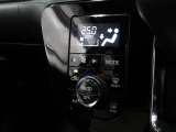車内の温度管理に便利なオートエアコン☆
