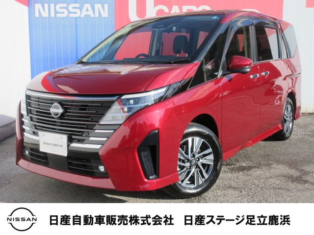 セレナ 1.4 e-4ORCE ハイウェイスターV 4WD 