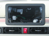 オーディオ取り付けスペースあります。 お好きなナビやオーディオを取り付け出来ます。