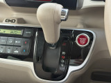 車の操作は分からないという方いらっしゃいませんか?そんな方でも安心して下さい!とっても簡単に操作、運転出来ますので幅広い層のお客様から大人気の一台です!