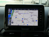 操作性の良い日産純正メモリーナビ。