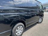 自社認証工場を完備しておりますので、納車前の車検・整備や、アフターメンテナスもばっちりですので、安心して当社にお任せ下さい。また、当社にて車輌ご成約のお客様はオイル交換永久無料のサービス付きです!