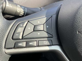 ■ステアリングスイッチ■ハンドル手元でオーディオの操作が簡単に出来ます。運転中でもナビまで手を伸ばさずに操作が出来て安心です。