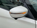 付いているだけで高級感のUPするウィンカー内蔵サイドミラー♪もちろん見た目だけでなく、対向車からの視認性の向上につながり、安全度もUP☆