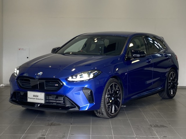 1シリーズ M135 xドライブ 4WD 