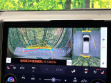 【パノラミックビューモニター】専用のカメラにより、上から見下ろしたような視点で360度クルマの周囲を確認することができます☆死角部分も確認しやすく、狭い場所での切り返しや駐車もスムーズに行えます。