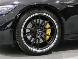 AMGダイナミックプラスPKG AMG21インチ鍛造AW&AMGイエローブレーキキャリパーになります