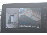「アラウンドビューモニター」・・・上空から見た映像で車庫入れ簡単♪♪