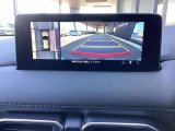 360度ビューモニターです。前後左右の安全を確認できます。