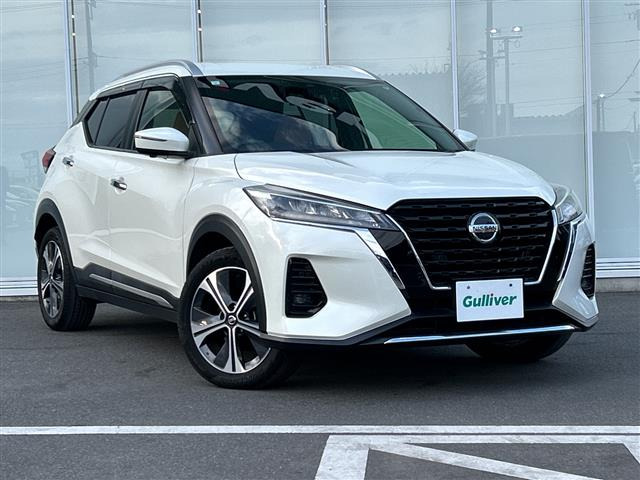 キックス 1.2 X ツートーン インテリアエディション (e-POWER) 本革シート 修復歴無し