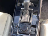 シフト周りも綺麗です!