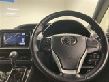 先進性と高級感あふれるコックピットを演出。誰がハンドルを握っても運転しやすい、開放的な視界が魅力です☆
