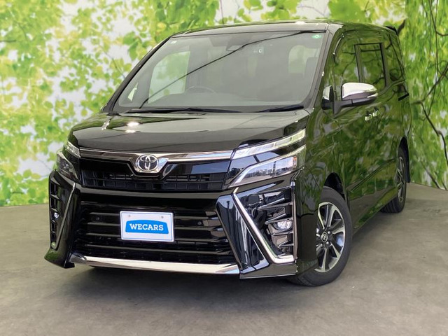 ヴォクシー 2.0 ZS 煌III （3BA-ZRR80W）