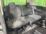 3列目シートはもちろん状態良好☆大人でもゆったりと座って頂けますので、大人数でのお出かけもラクラクです♪ご家族で、気の知れた仲間で、ドライブに行くのが楽しみですね♪
