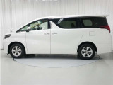 アルファード ハイブリッド 2.5 X E-Four 4WD 