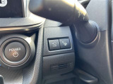 アドバンストパーク付きです。カメラやソナーによって、周囲を監視しながら駐車を支援。障害物を検知した場合には警報を鳴らし、ブレーキ制御を行うことで接触回避を支援します。