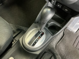 発進時から滑らかに加速する無段階変速のCVTはストップ&ゴーの多い街の中も快適です