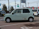 お気に入りの車を見にご来店の際は、事前にご予約のご連絡を頂けますと安心です。ご来店のご予約を頂ければ最大3日間、お車を押さえておくこともできます。
