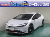 優れた燃費性能を誇るハイブリッドカー、トヨタ・プリウスです☆