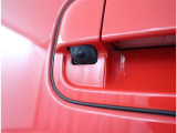 バックカメラが付いているので後方確認が非常にしやすいです。今や運転初心者も熟練者も必須装備!ついていて損はないですね♪