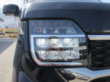 明るいLEDヘッドライトで、夜道も安心して運転して頂けます。