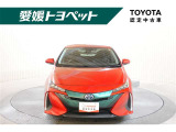スタイリッシュなヘッドライト&フロントグリル♪