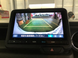【バックカメラ】駐車時に安心のバックカメラが装備されています!
