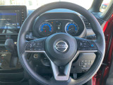ハンドルは軽やかに回り、気持ちよく運転が出来ます。
