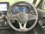 【純正革巻きステアリング】上質な革を使用することで、手にしっかり馴染みとても運転しやすいハンドルです♪